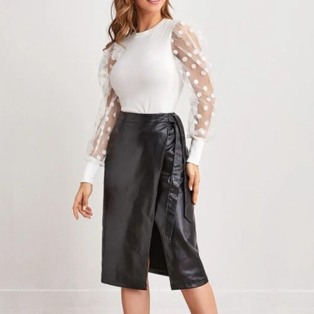 Polka Dot Sheer Sleeve Fitted Top white - Picture 2 of 9
